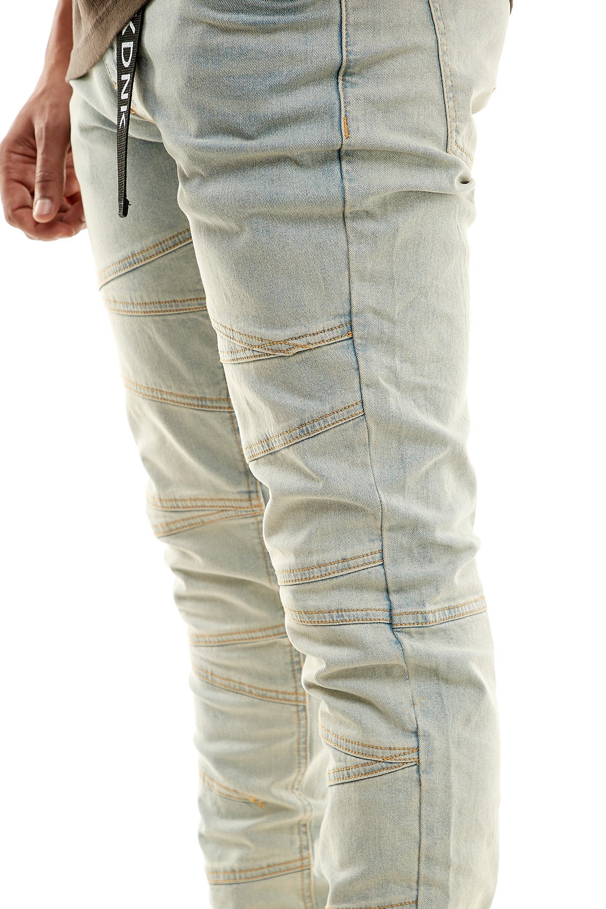 CUT & SEW V2 JEANS