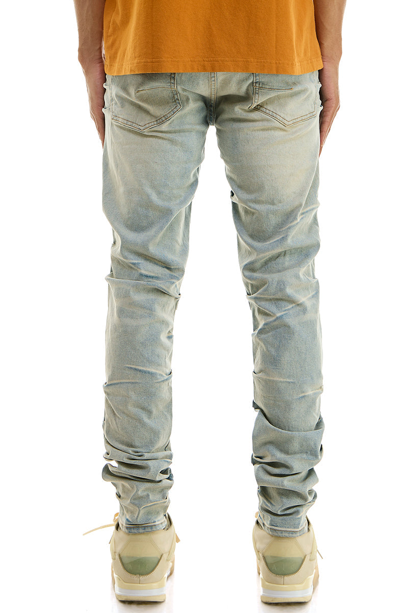 PLEATED JEANS
