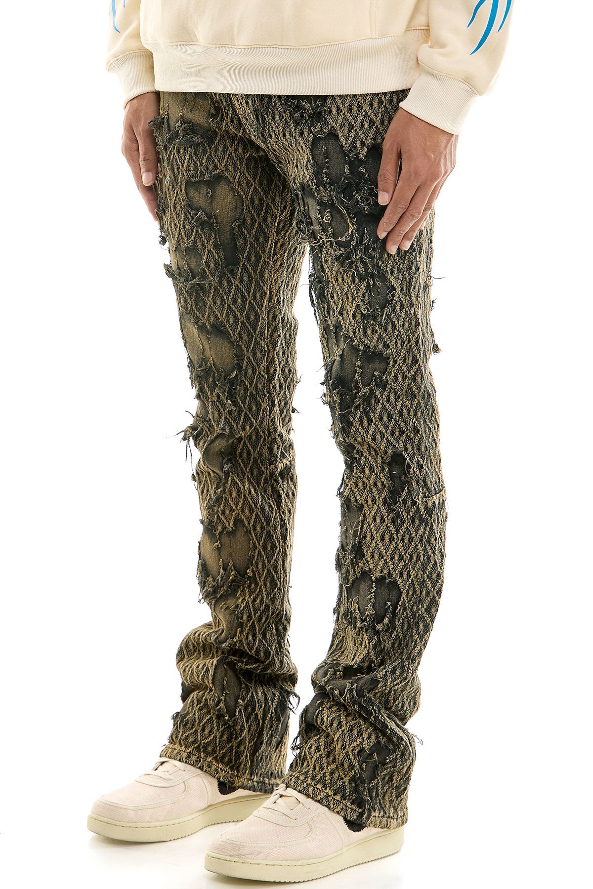LAYERED JEANS