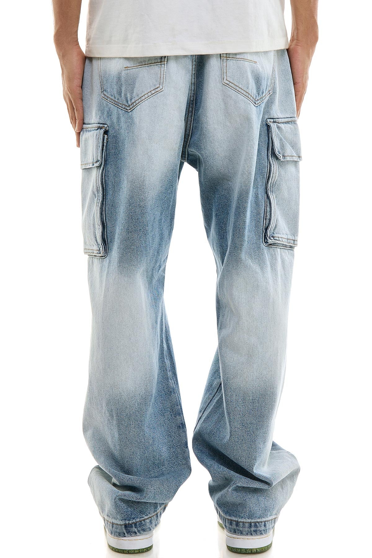 THE BAGGY JEANS