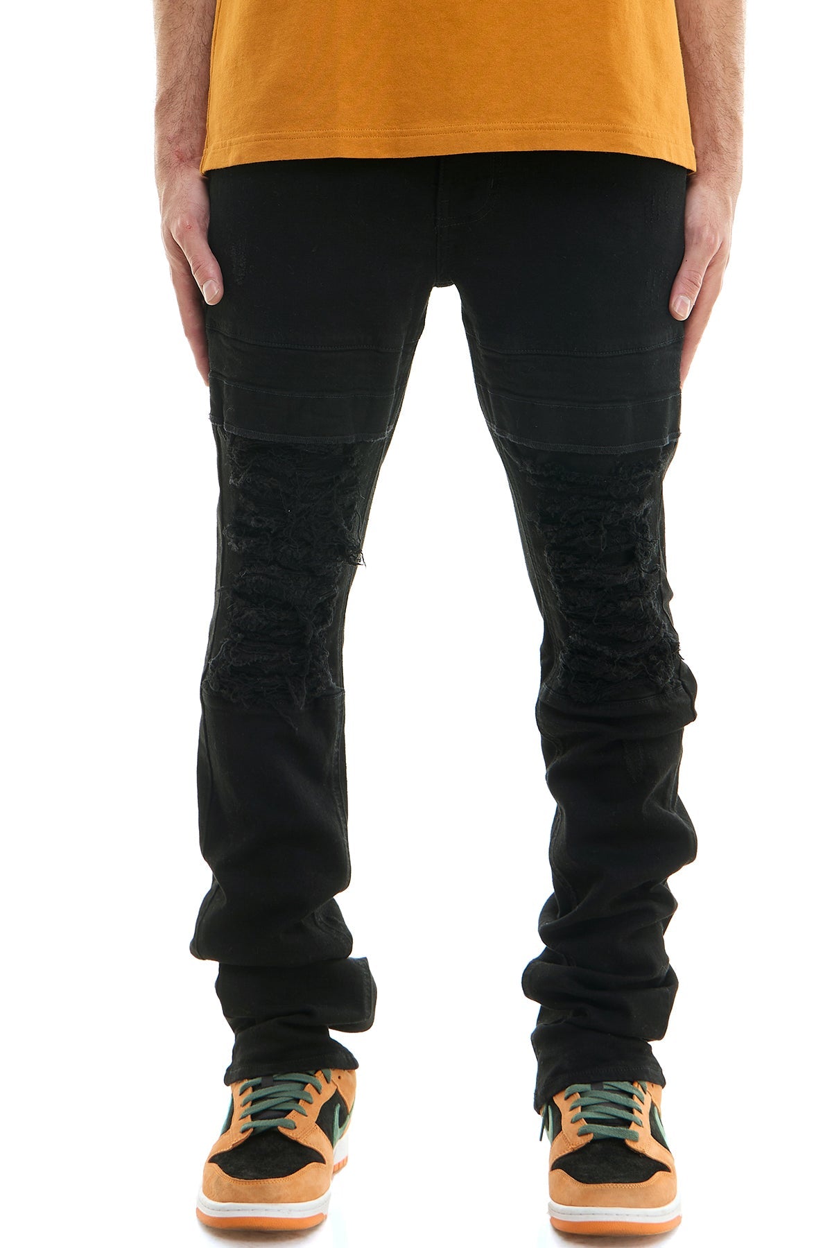 STACKED KNEEP JEANS