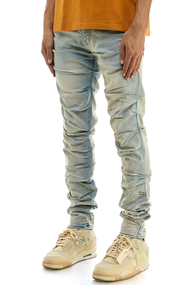 PLEATED JEANS
