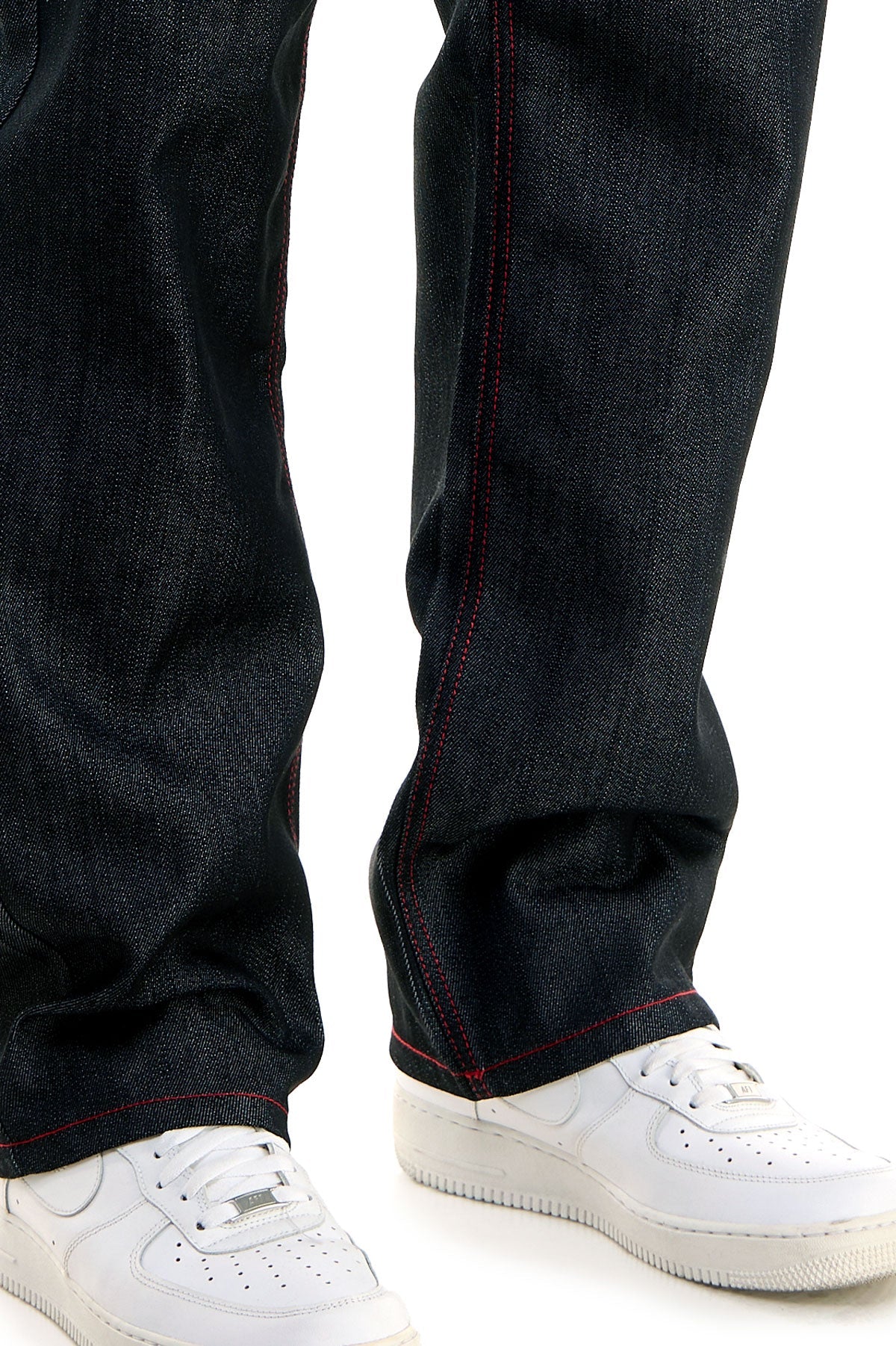 LOOSE JEANS